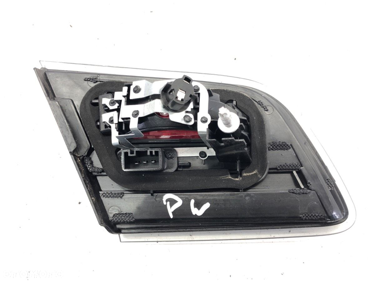 LAMPA TYŁ PRAWA WEWNĘTRZNA BMW 3 coupe (E92) 2005 - 2013 328 xi 172 kW [234 KM] benzyna 2006 - - 3