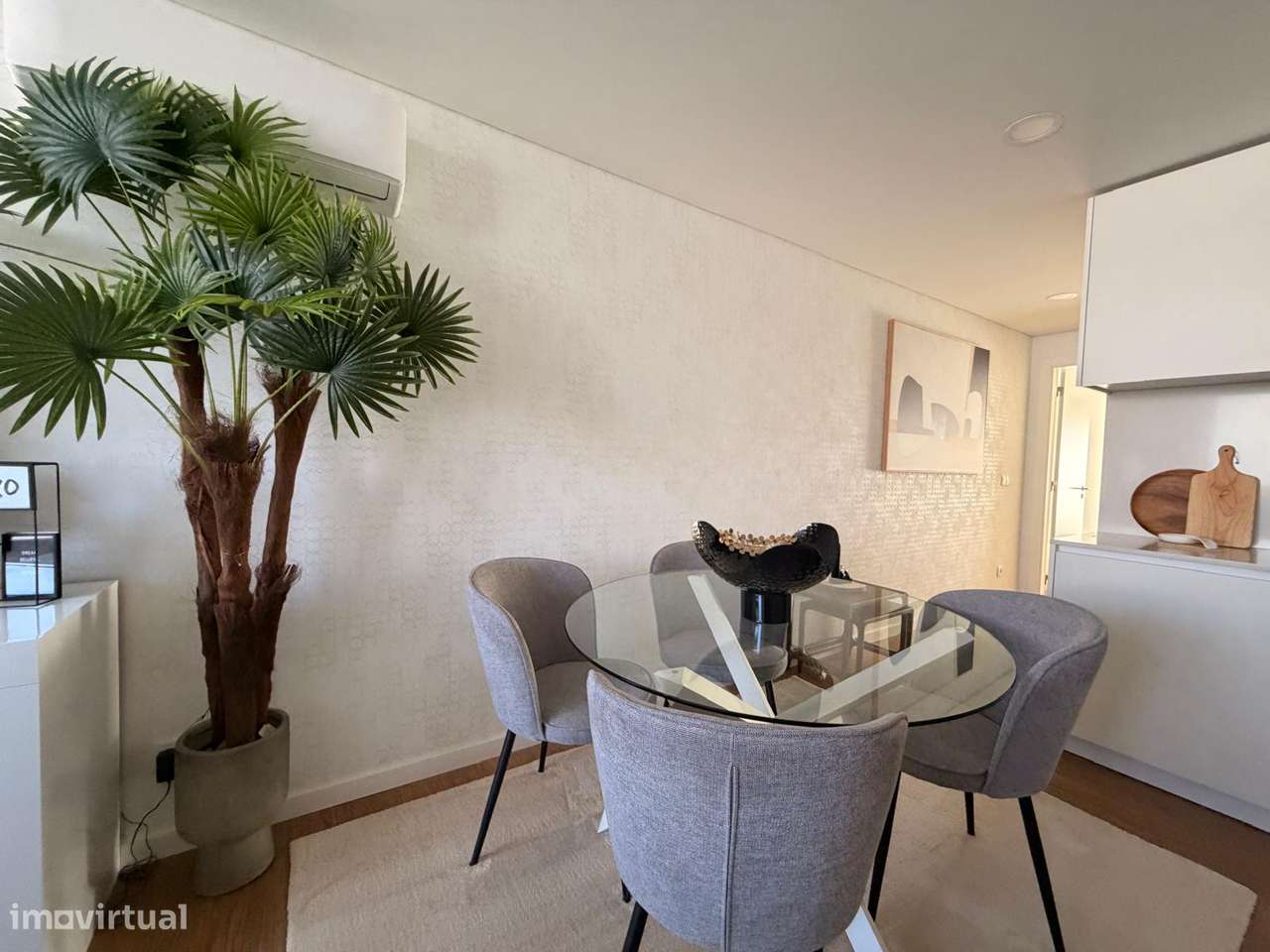 Apartamento T2 Duplex Mobilado na Av. Dr. Lourenço Peixinho-6