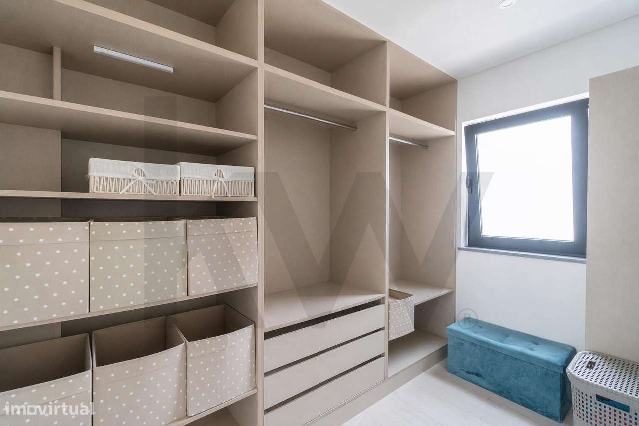 Exclusivo Apartamento T3 Contemporâneo de Alta Gama – Patacão, Faro-22
