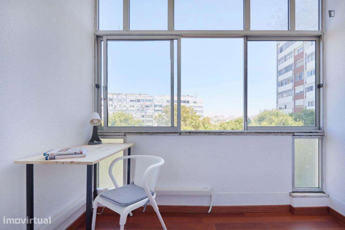 Quarto - localizado em Almada Lisbon - Grande imagem: 5/16