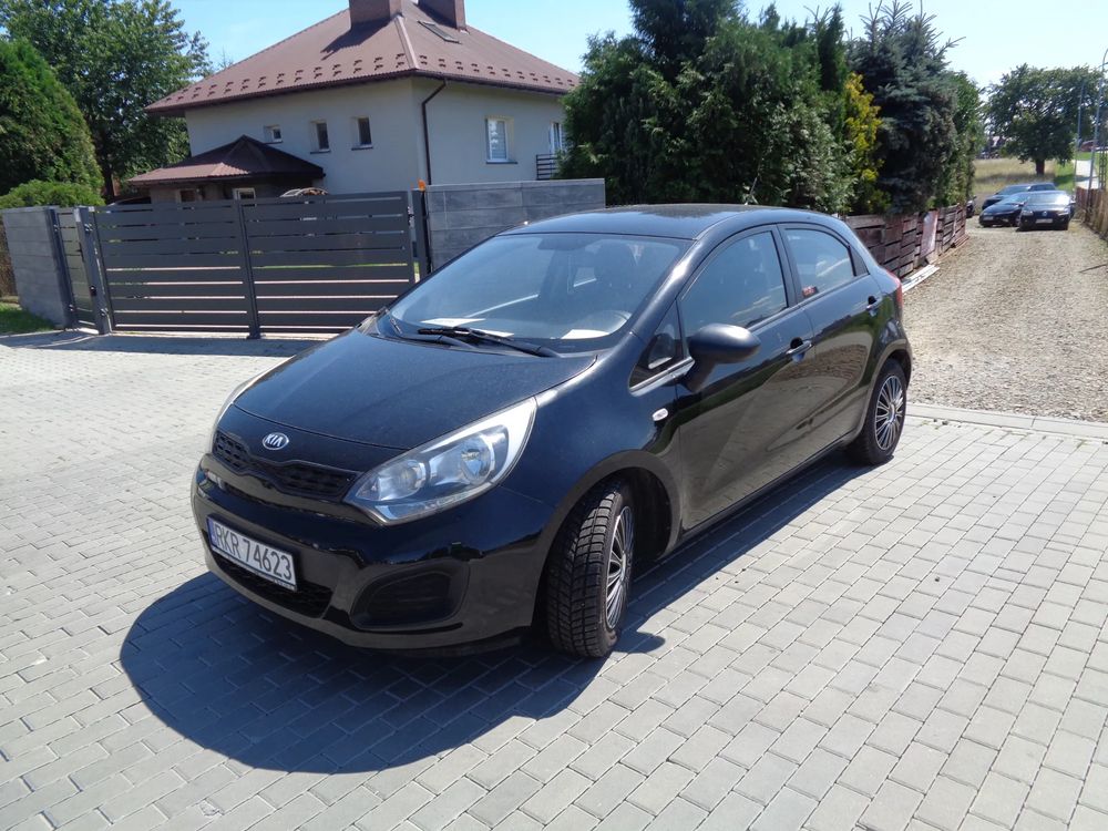 Kia Rio III (2011-) 1.2 M (klm) 2013