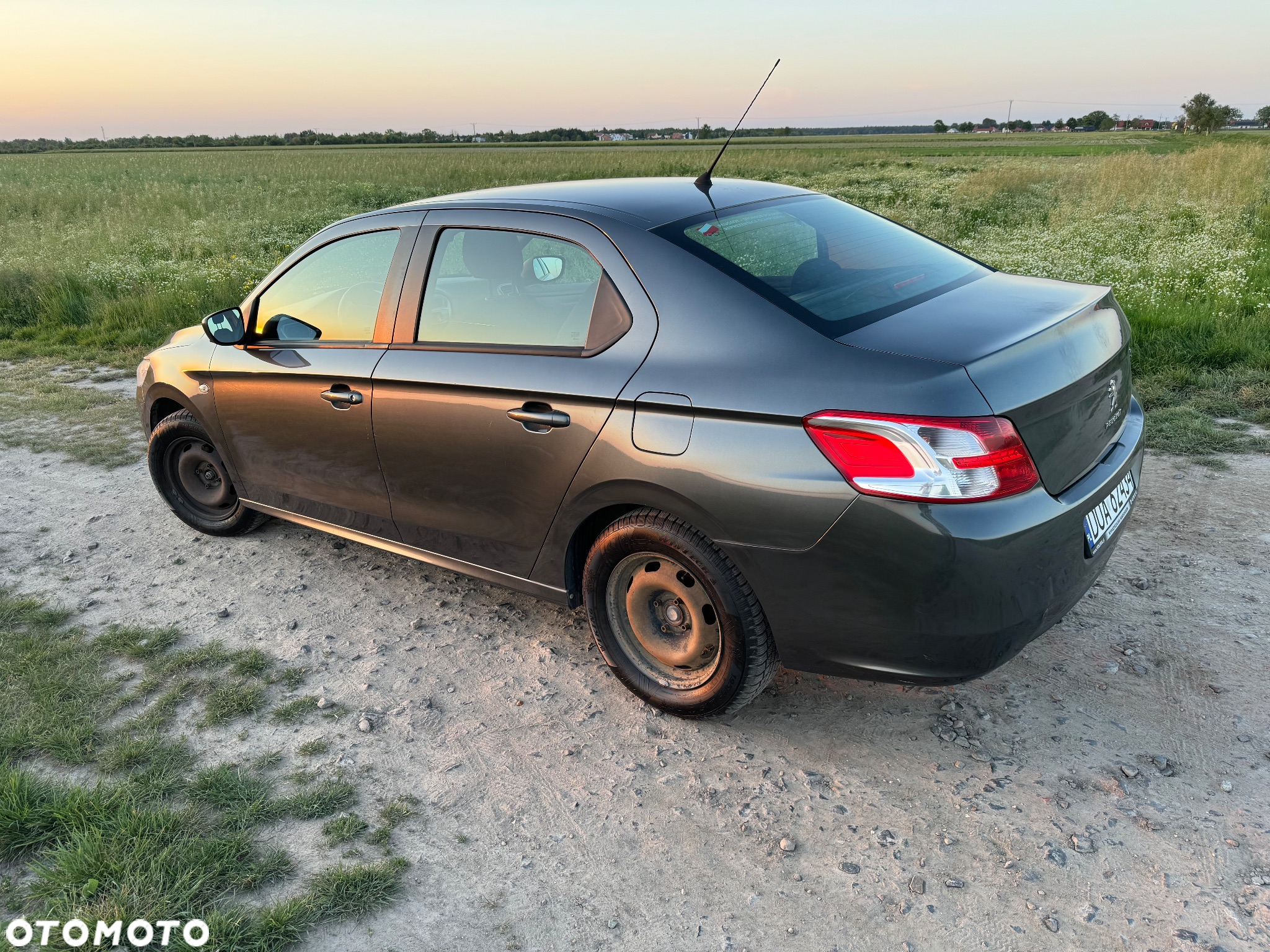 Peugeot 301 1.6 HDi Active - 3