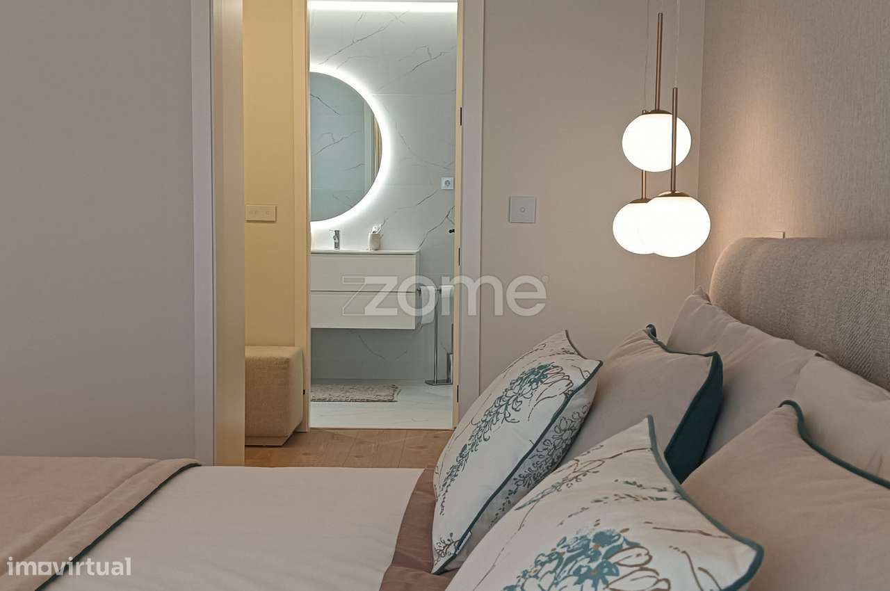 Moradia Térrea Semi- nova com piscina-18