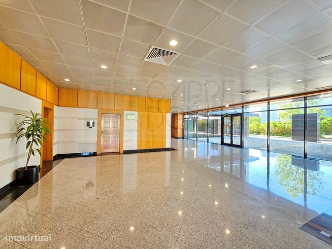 Escritórios com 780 m² na Quinta da Beloura-7