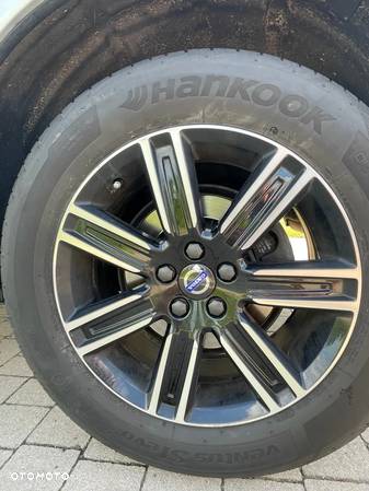 Volvo XC 60 - 30