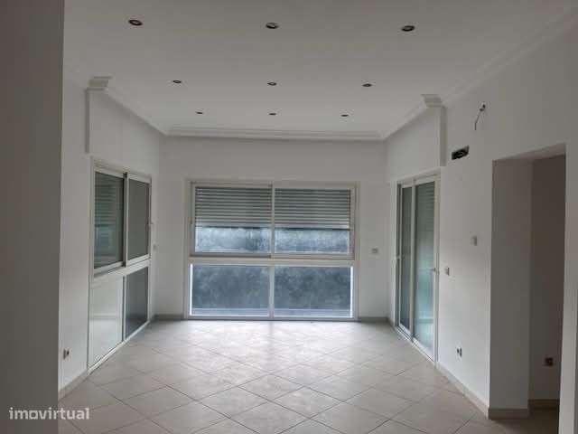 Venda Moradia TOMAR- Aceita-se PERMUTA - Grande imagem: 4/8