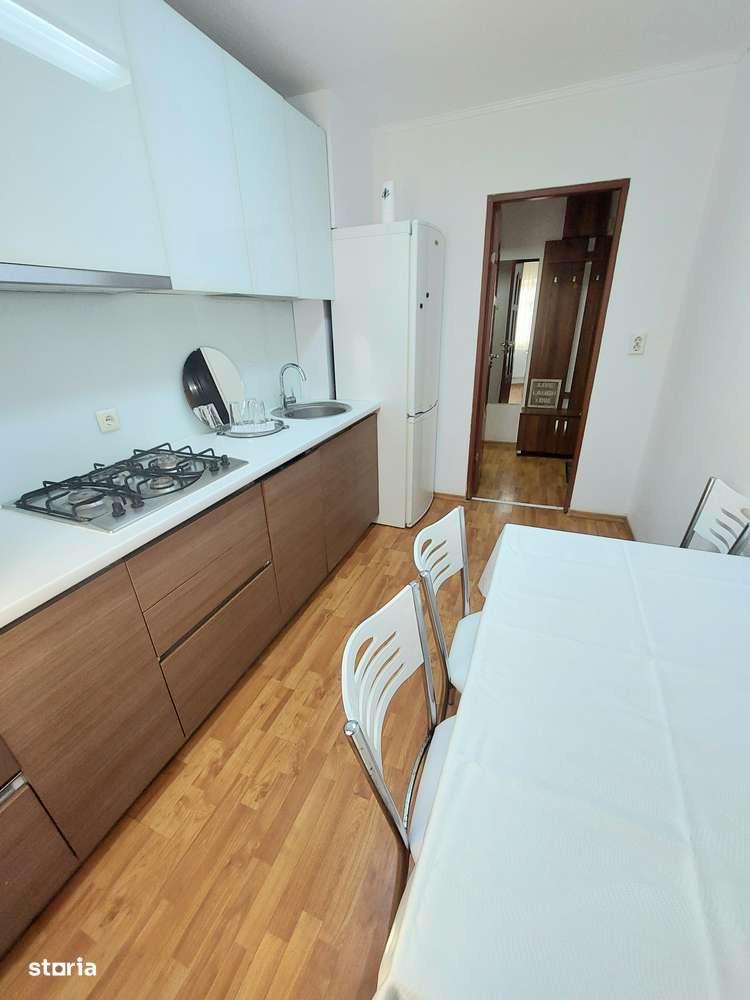 Zona Decebal (Negruzzi)- PC 3 camere mobilat, et.2-6