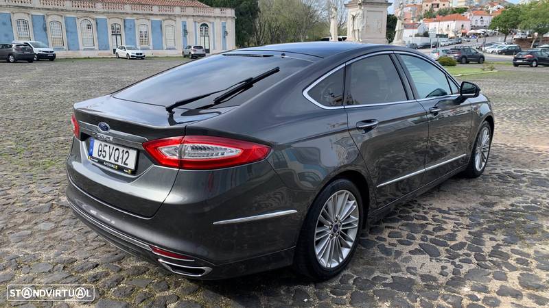 Ford Mondeo 2.0 TDCi Vignale Powershift - 14