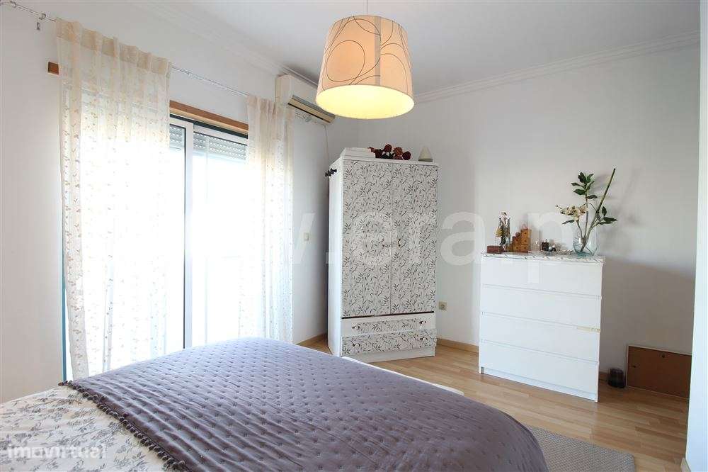 Moradia Geminada 4 quartos, Venda-12