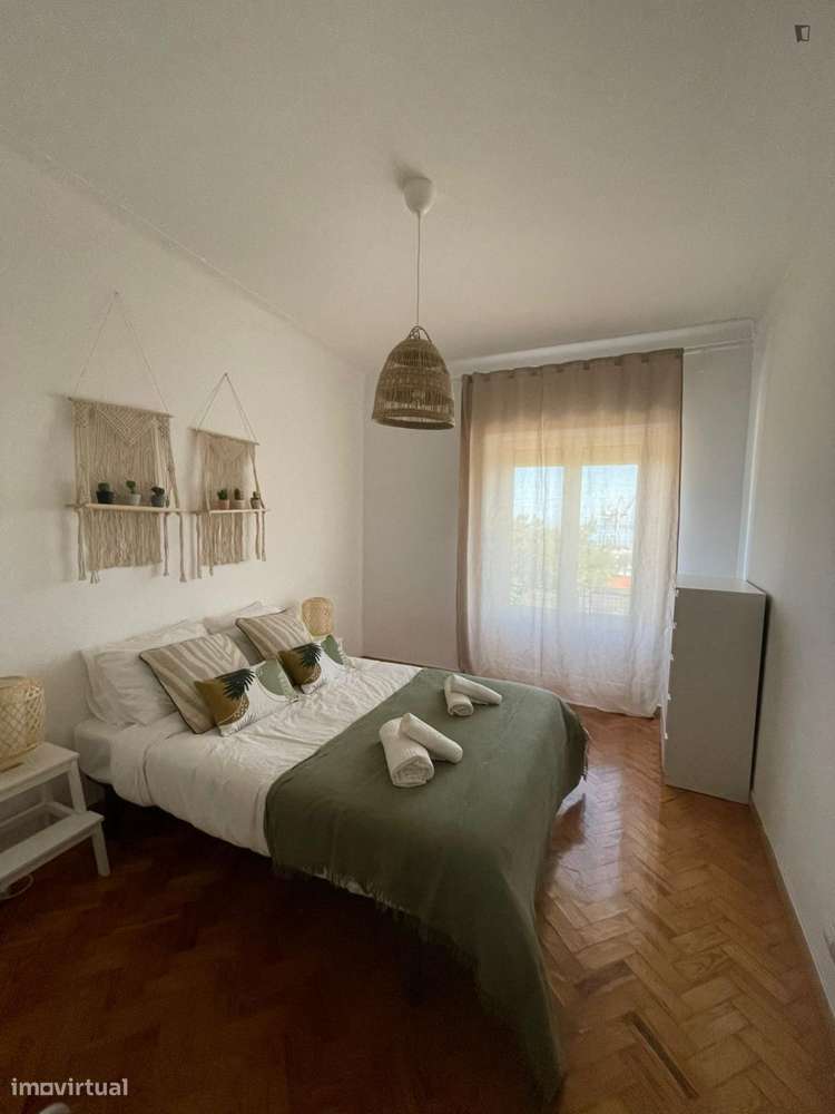 Quarto - localizado em Xabregas Lisbon - Grande imagem: 4/10