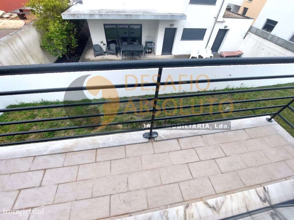 Moradia Isolada T5, boas áreas. Quinta da Alembrança - Feijó-20