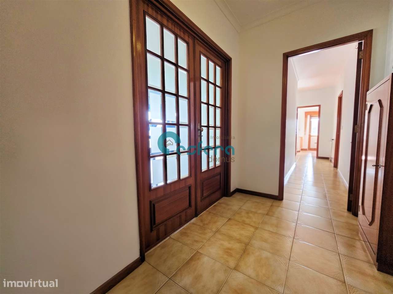 Apartamento T3 c/garagem e elevador, Porto, Porto / Venda / 259000 / R-0