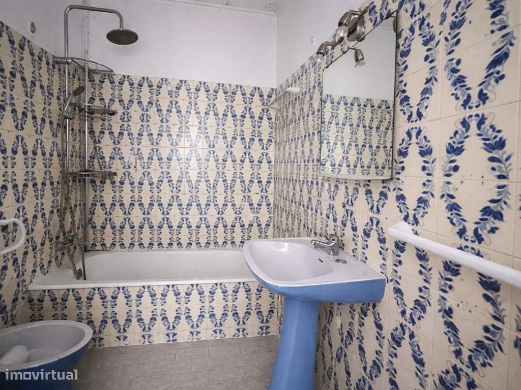 Apartamento T3 com Marquises-19