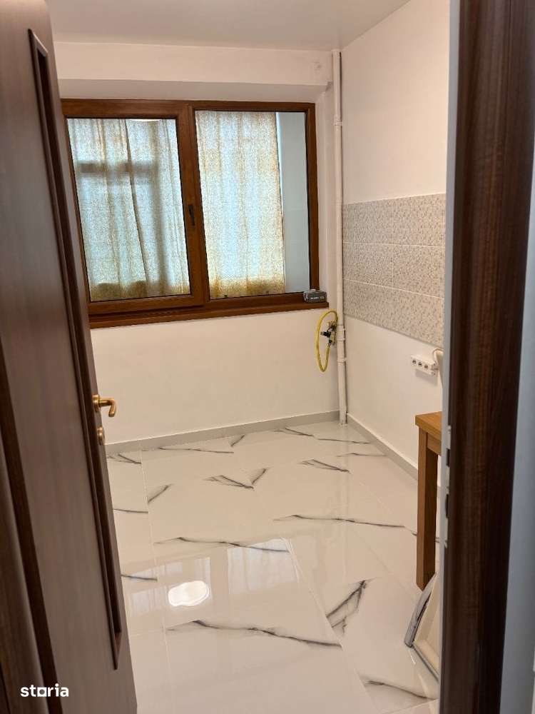 Stefan cel Mare  2 camere situate la Metrou-7