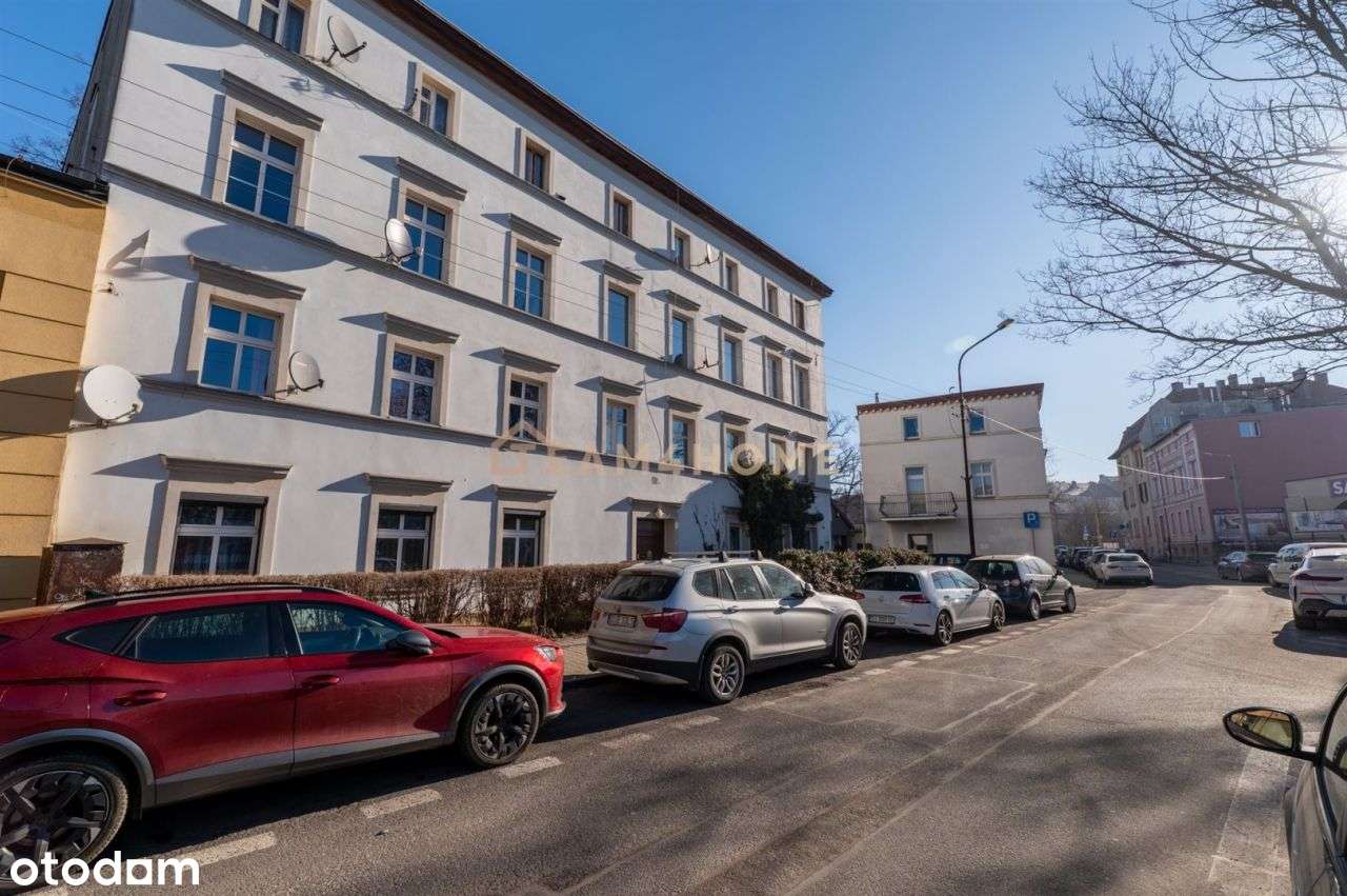 M4 w samym centrum z ogórkiem w części wspólnej-15