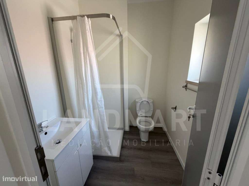 Apartamento T3, centro de Turquel-3