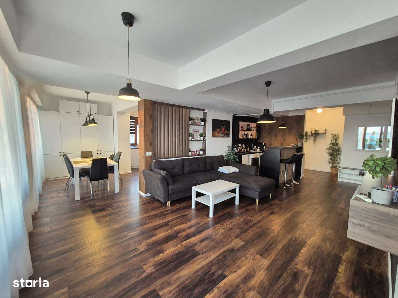 Penthouse 104,97 mp + 192,81 mp terase - piata Sudului - Imagine principală: 5/20