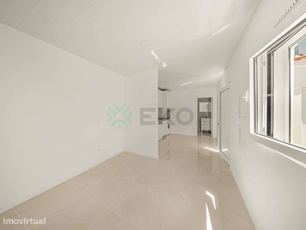 Apartamento T0 Moderno para Arrendamento em Alhos Vedros - Grande imagem: 5/9