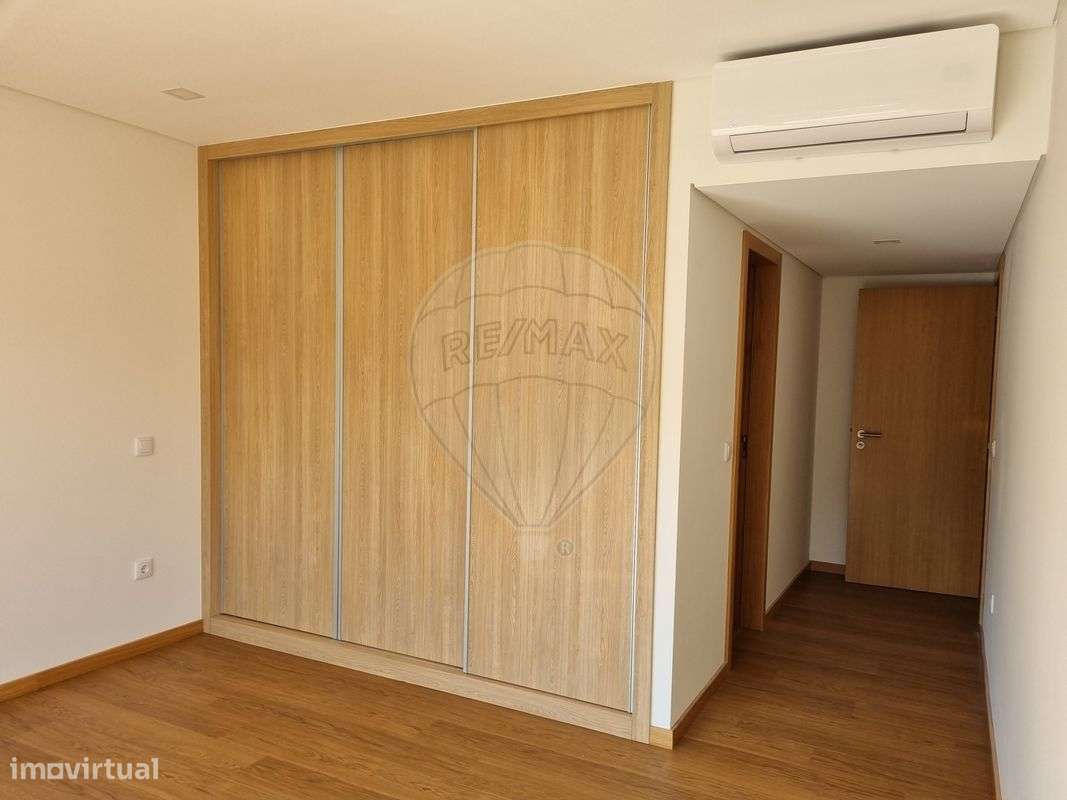 Apartamento T4 para venda-18