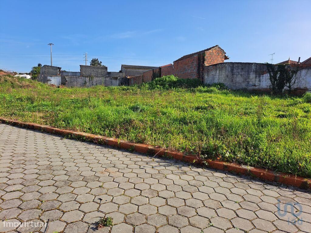 Terreno em Aveiro de 315,00 m2