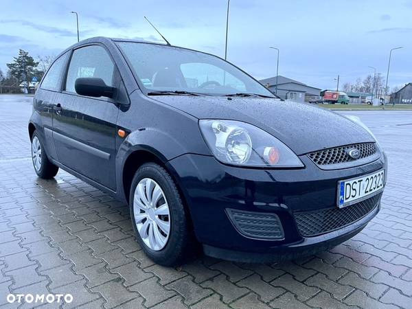 Ford Fiesta 1.3 Ambiente - 4