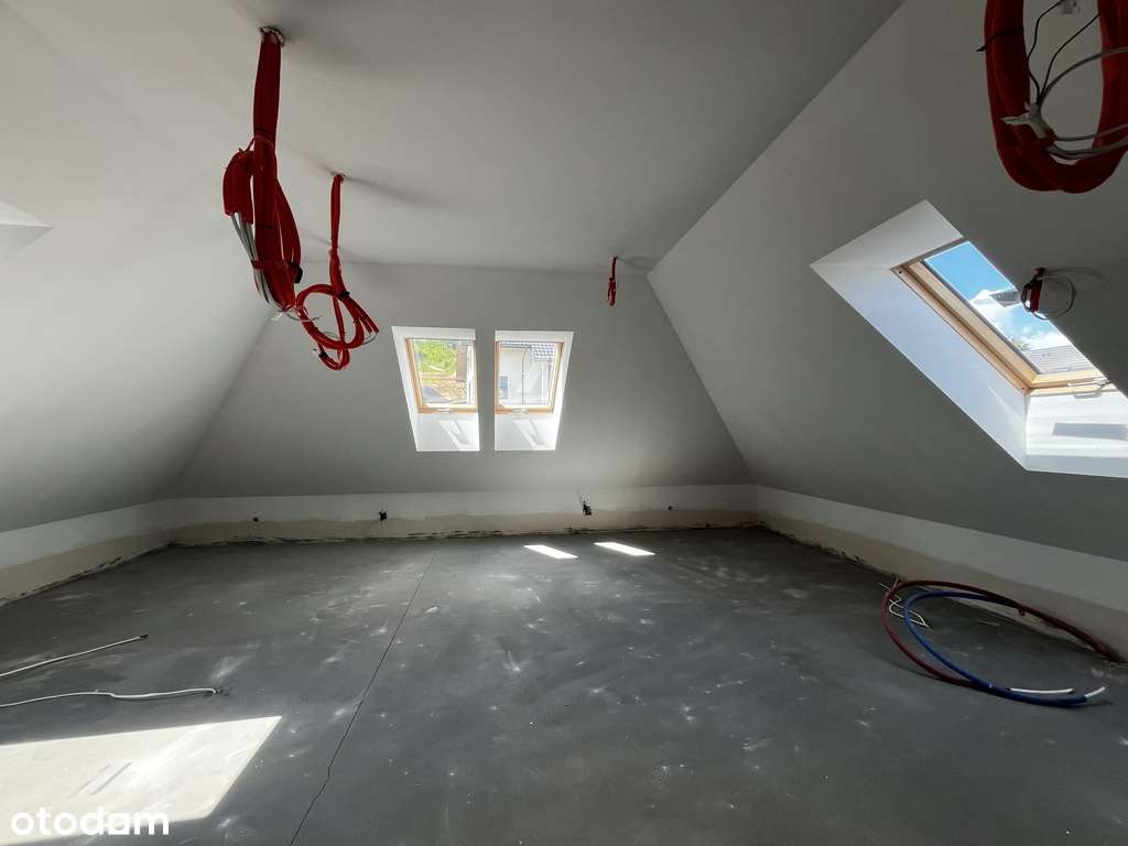 Przestronny dom na widokowej działce, garaż x 2-13