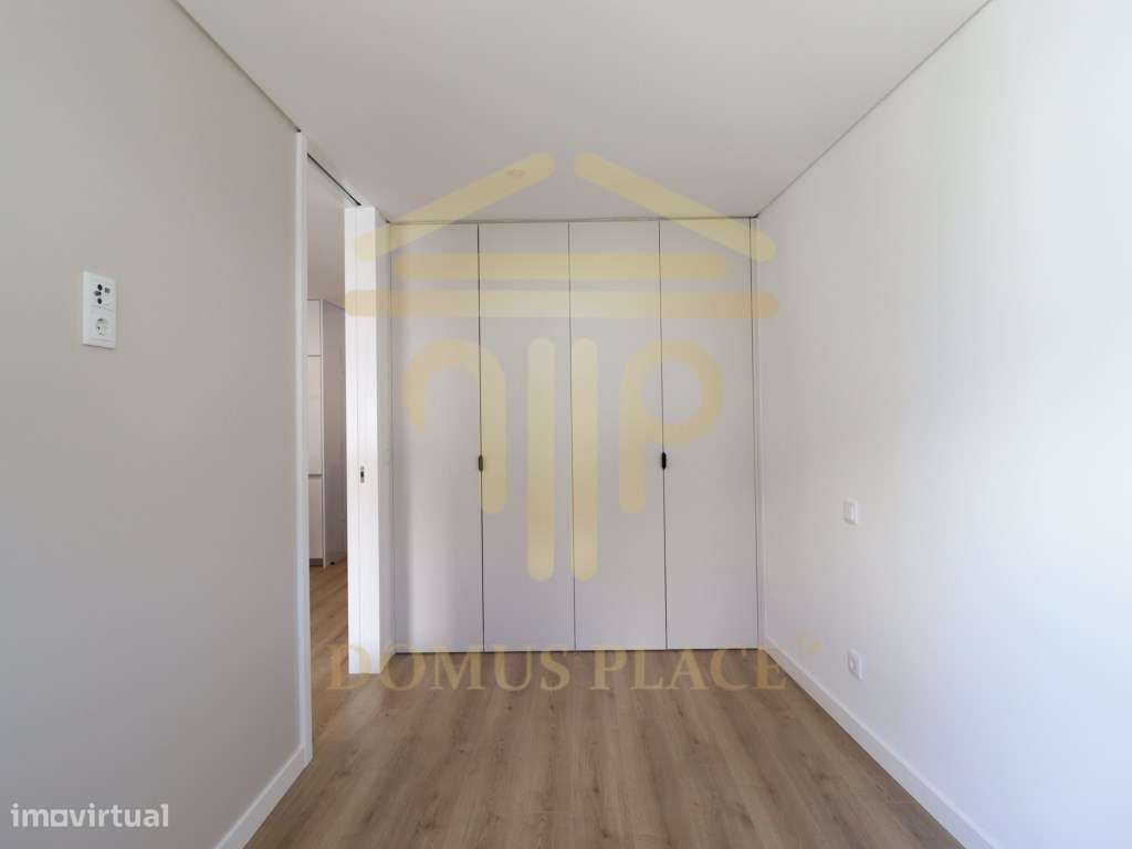 APARTAMENTO NOVO | RUA HENRIQUE BRAVO , SÃO MAMEDE INFESTA - Grande imagem: 4/12