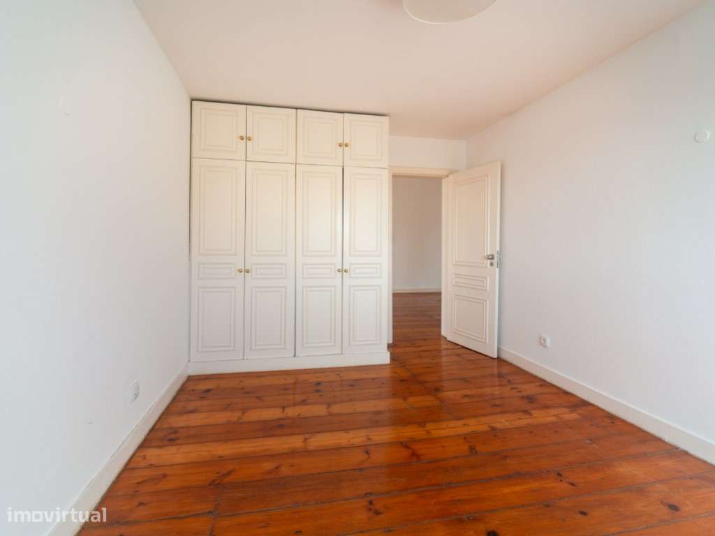 Charmoso apartamento T2 no Príncipe Real, com vistas verdadeirament...-16