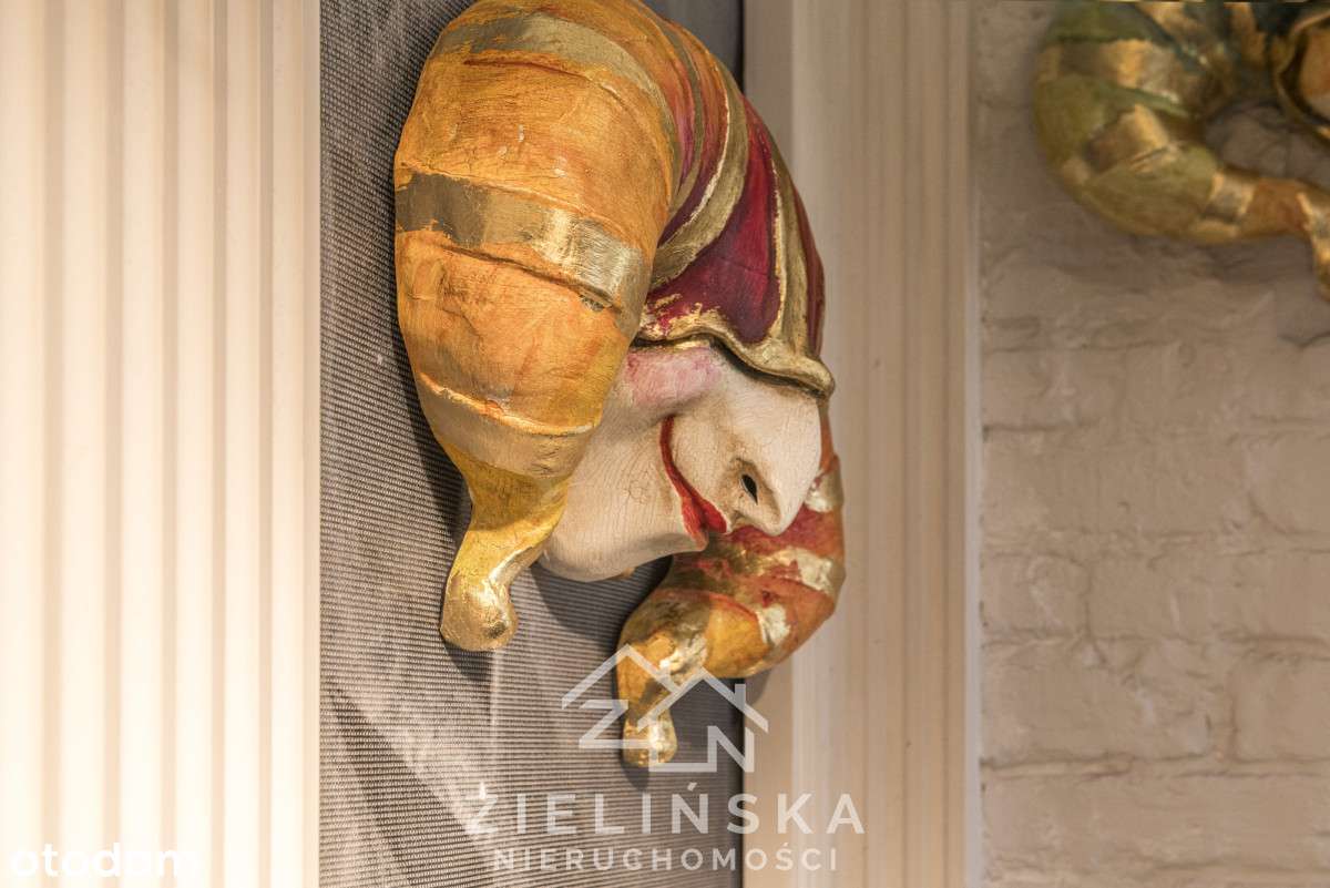 Lokal usługowy z antresolą na Powiślu-15