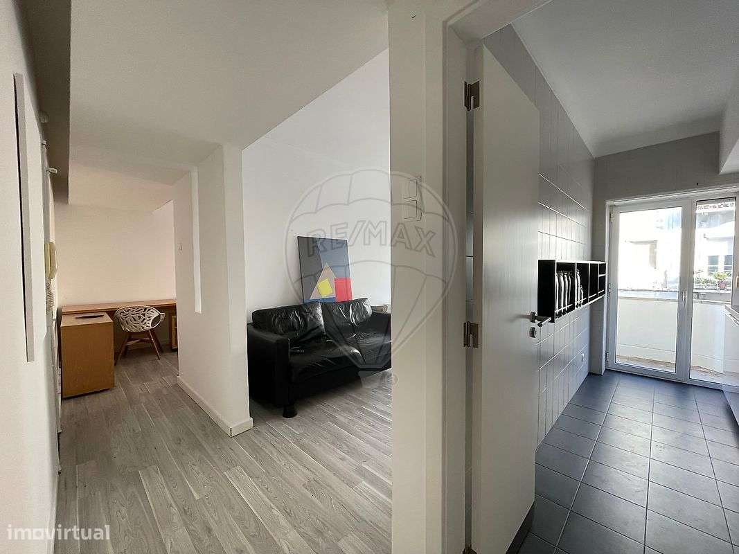 Apartamento T1 para arrendamento - Grande imagem: 2/8
