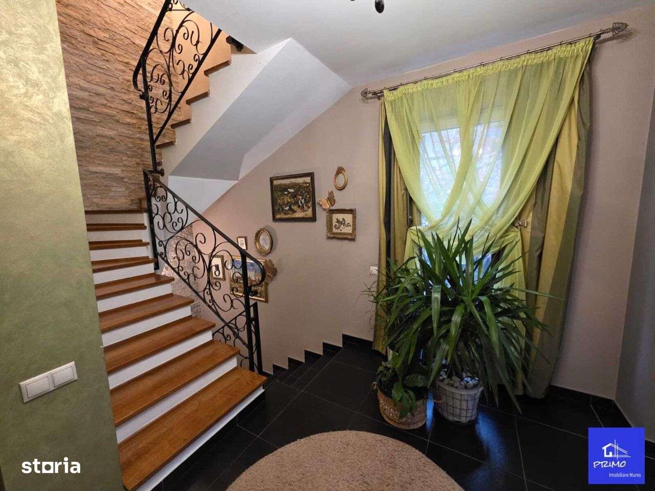 Casa superba in Corunca, 6 arii teren, garaj dublu, 2 nivele+demisol - Imagine principală: 5/20