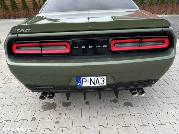 Dodge Challenger Automatik R/T Plus Scat Pack - 24