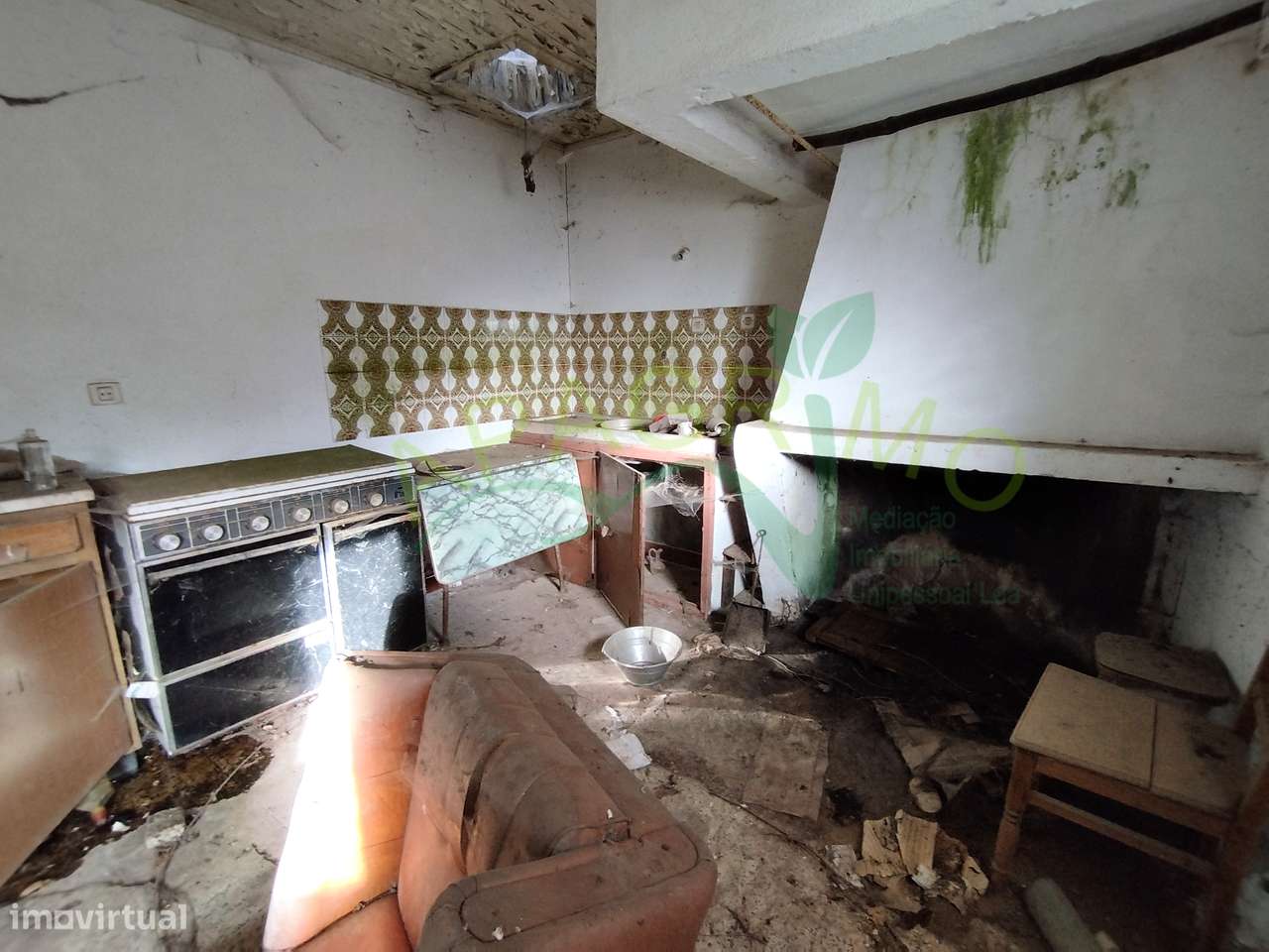 Moradia para reconstrução no centro de Penedono-8