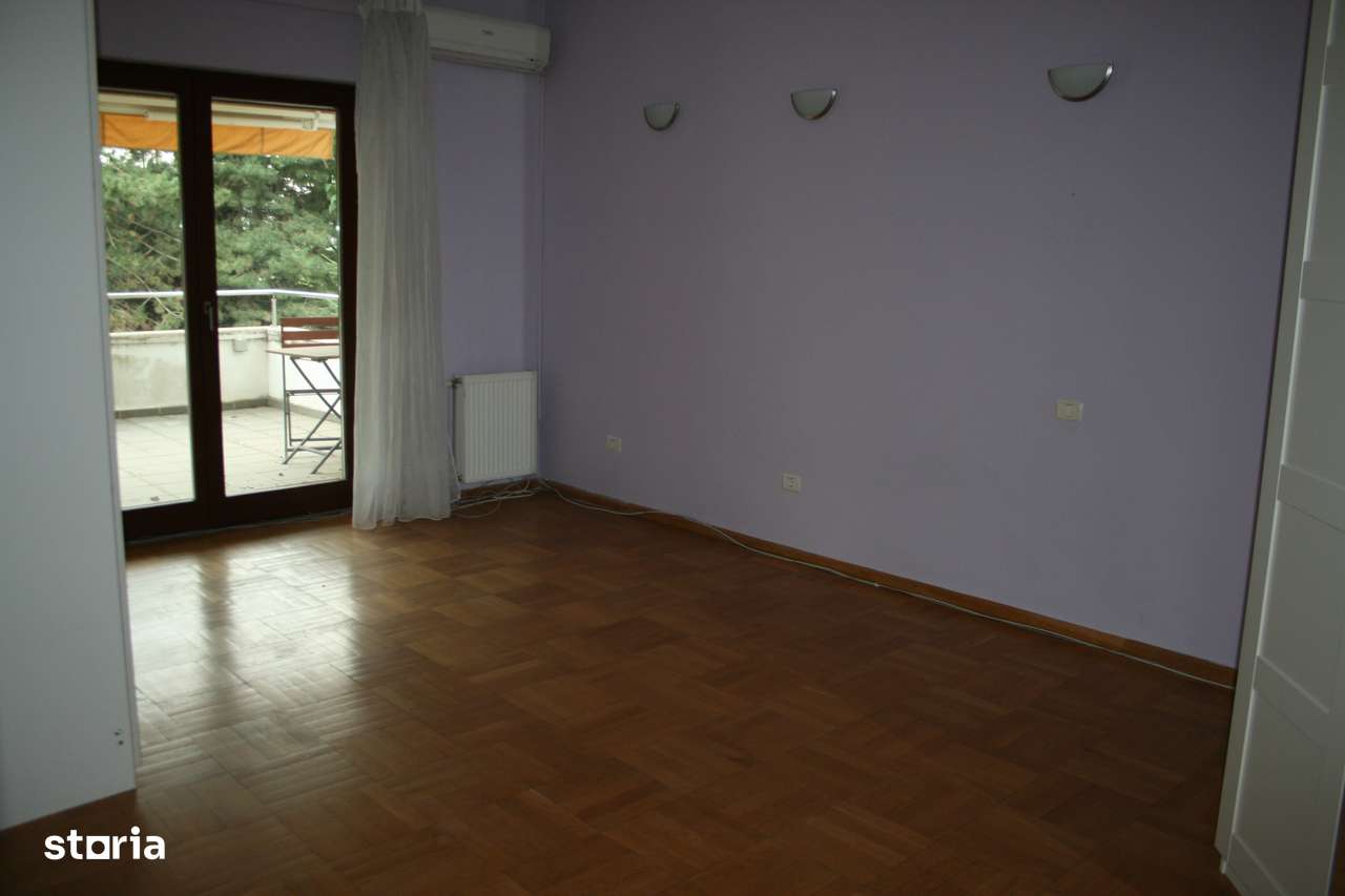 Vanzare vila superba D+P+1+M garaj piscina teren 2500mp Pipera padure-9