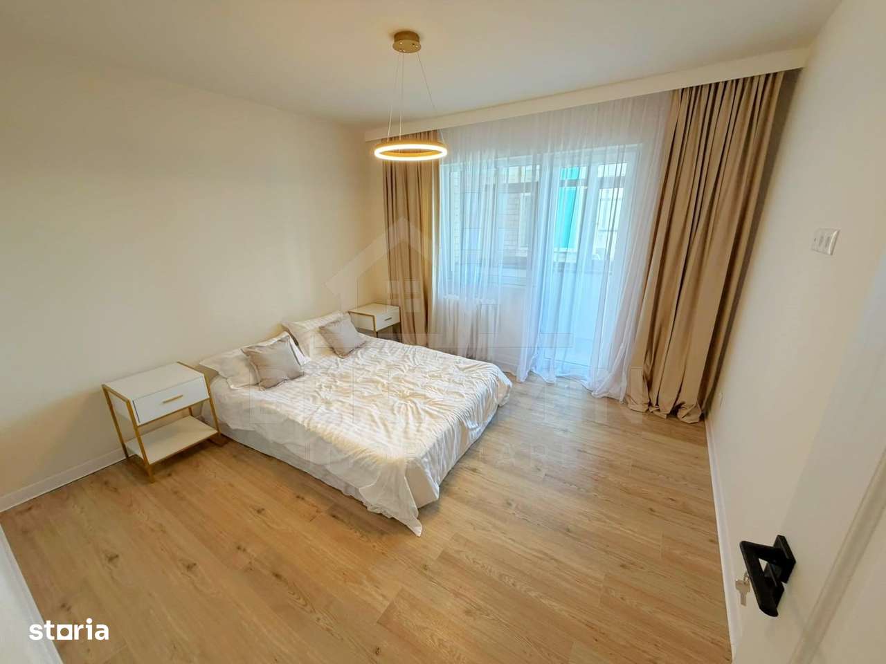 2 Decomandate-Renovat total-Nelocuit-Impecabil-teava de gaze-0