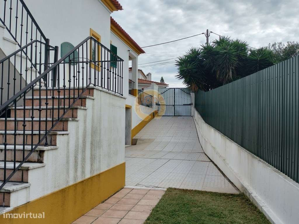 Moradia T4 isolada com Piscina - Grande imagem: 5/23