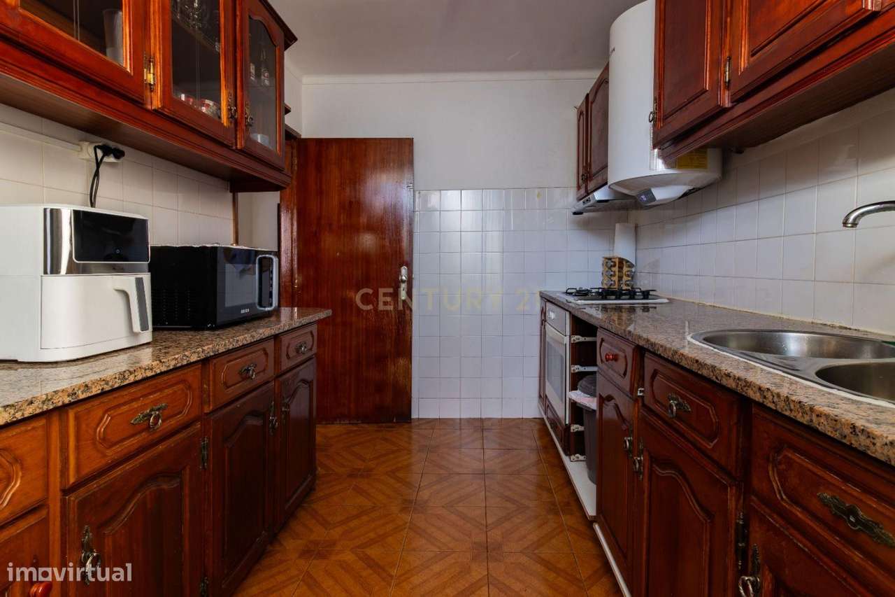 Apartamento T3 na Marinha Grande, Leiria-9