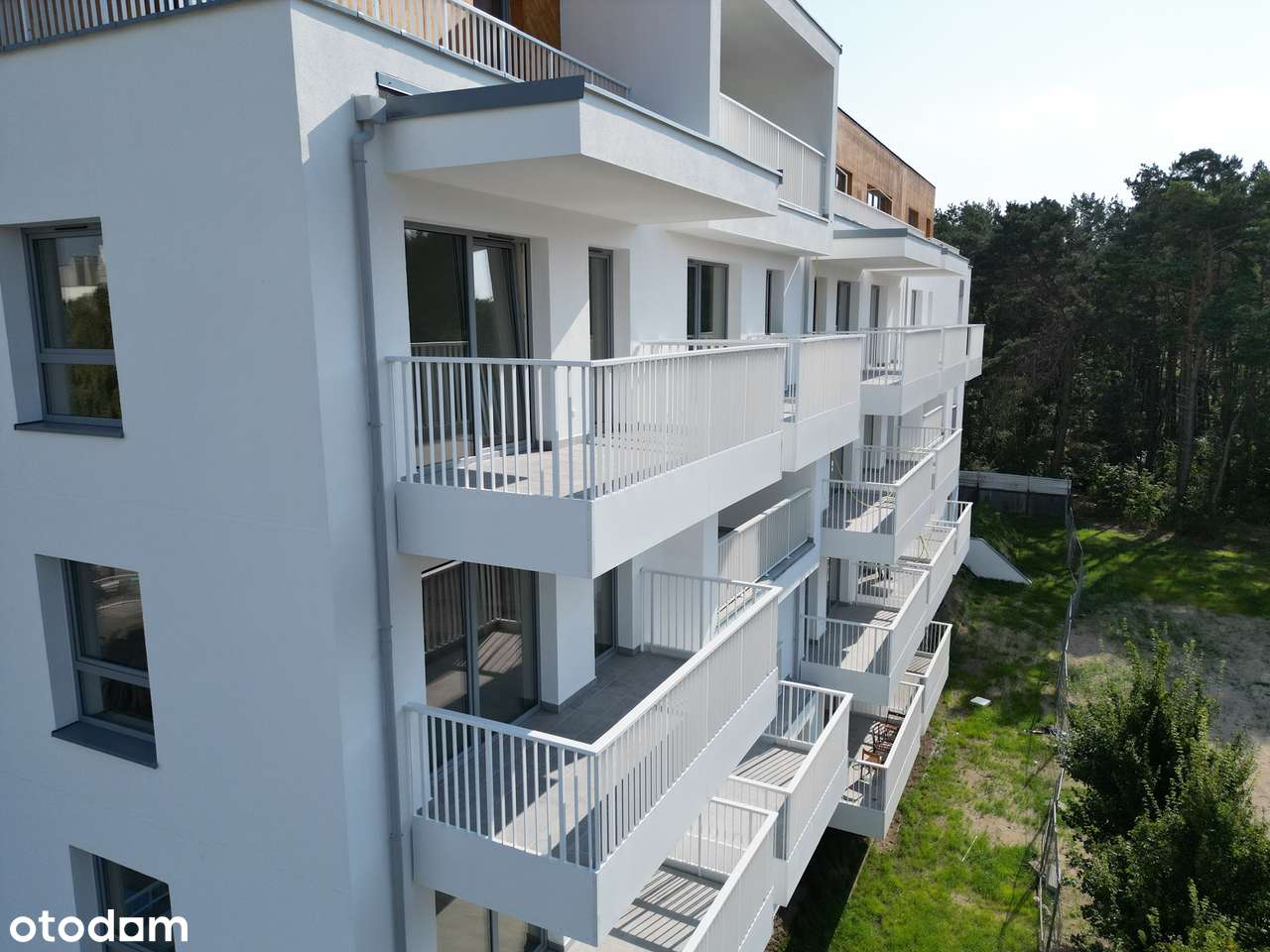 3 pokoje, 79,89m² + miejsce postojowe w hali garażowej.-3