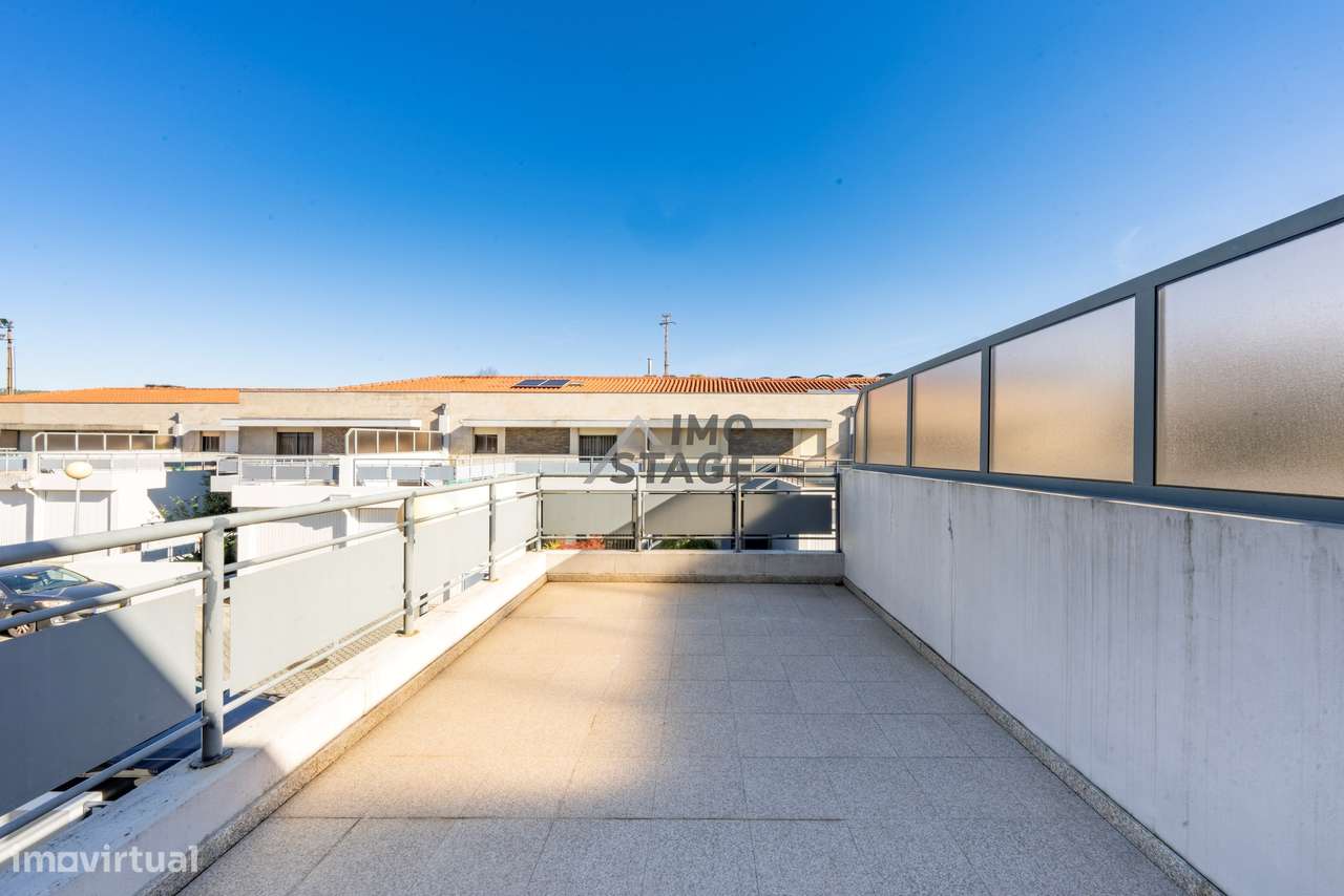 Moradia T3 de Luxo em Condomínio no Centro de Valongo-24