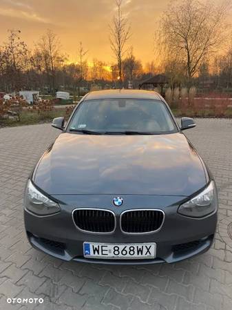 BMW Seria 1 116d - 4