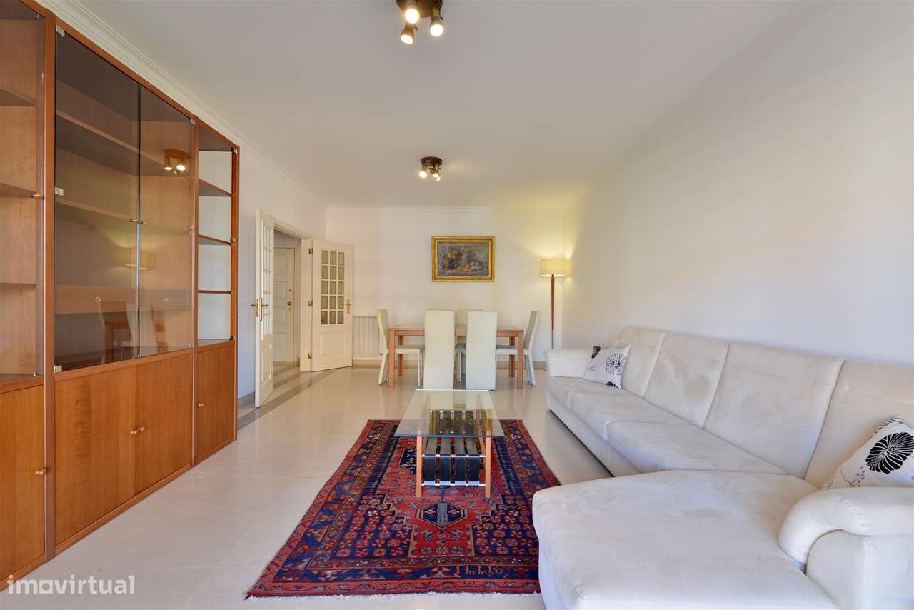 Apartamento T2 Mobilado no Bairro do Rosário – Guia, Cascais - Grande imagem: 4/40