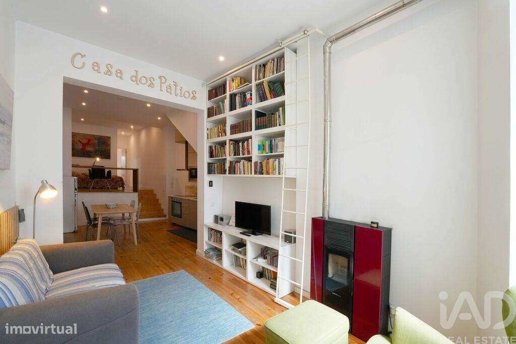 Casa de Cidade T5 em Glória E Vera Cruz de 218,00 m2 - Grande imagem: 4/30