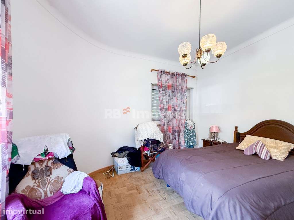 Apartamento T2 a nível do rés do chão com logradouro no centro do E...-25