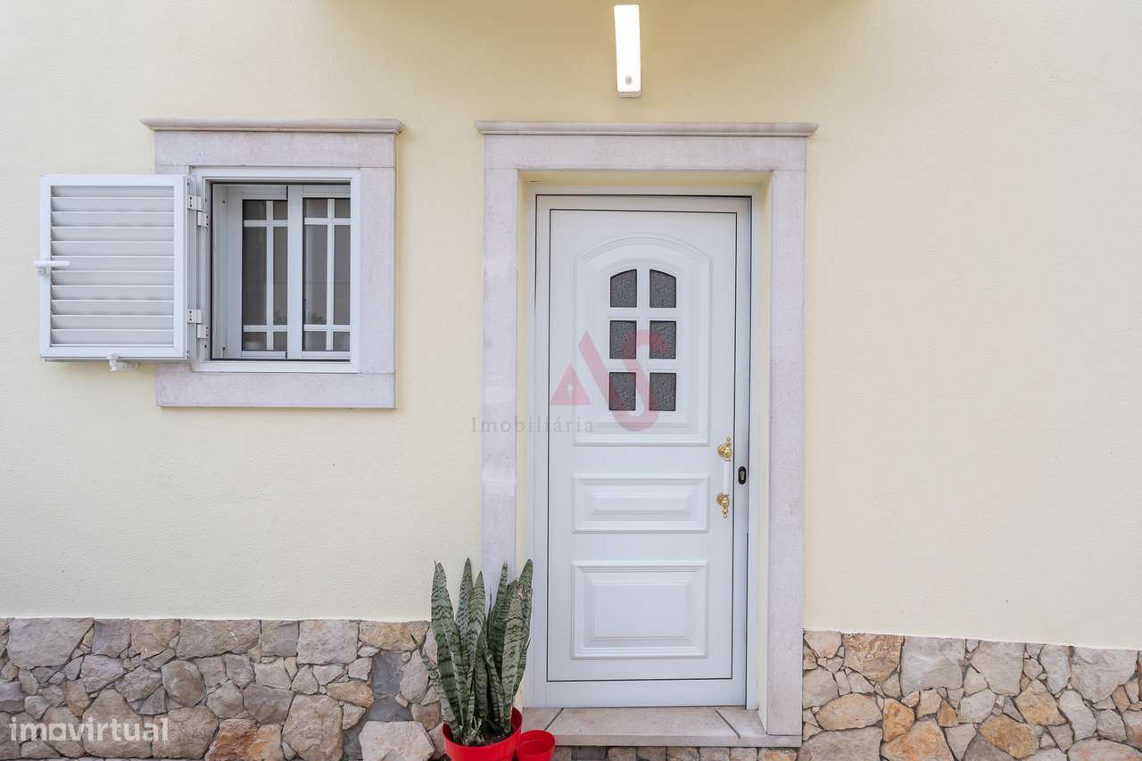 Moradia Geminada com Sótão, Terraço e Espaço Exterior | Quinta do Cond - Grande imagem: 3/34