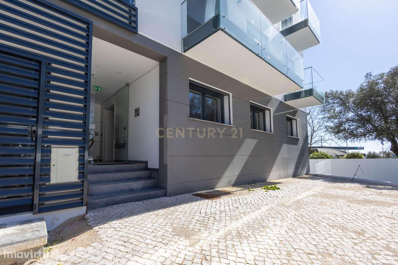 T5 Duplex | 2º Piso | Prédio novo | 1 Fração por piso-27
