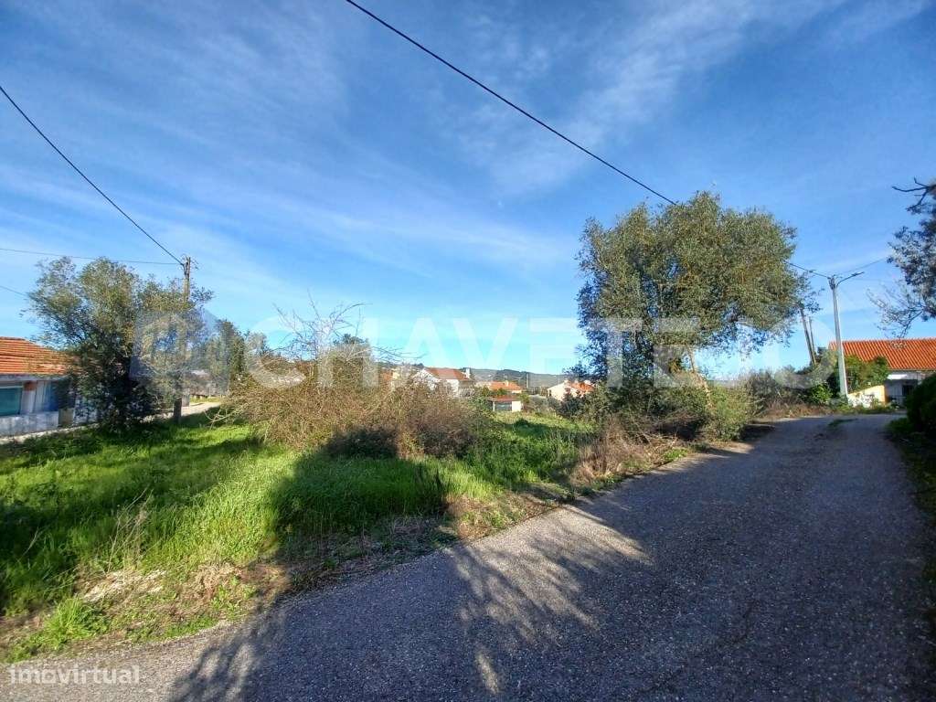 Terreno misto para construção a 5 minutos de praias fluviais. - Grande imagem: 4/9