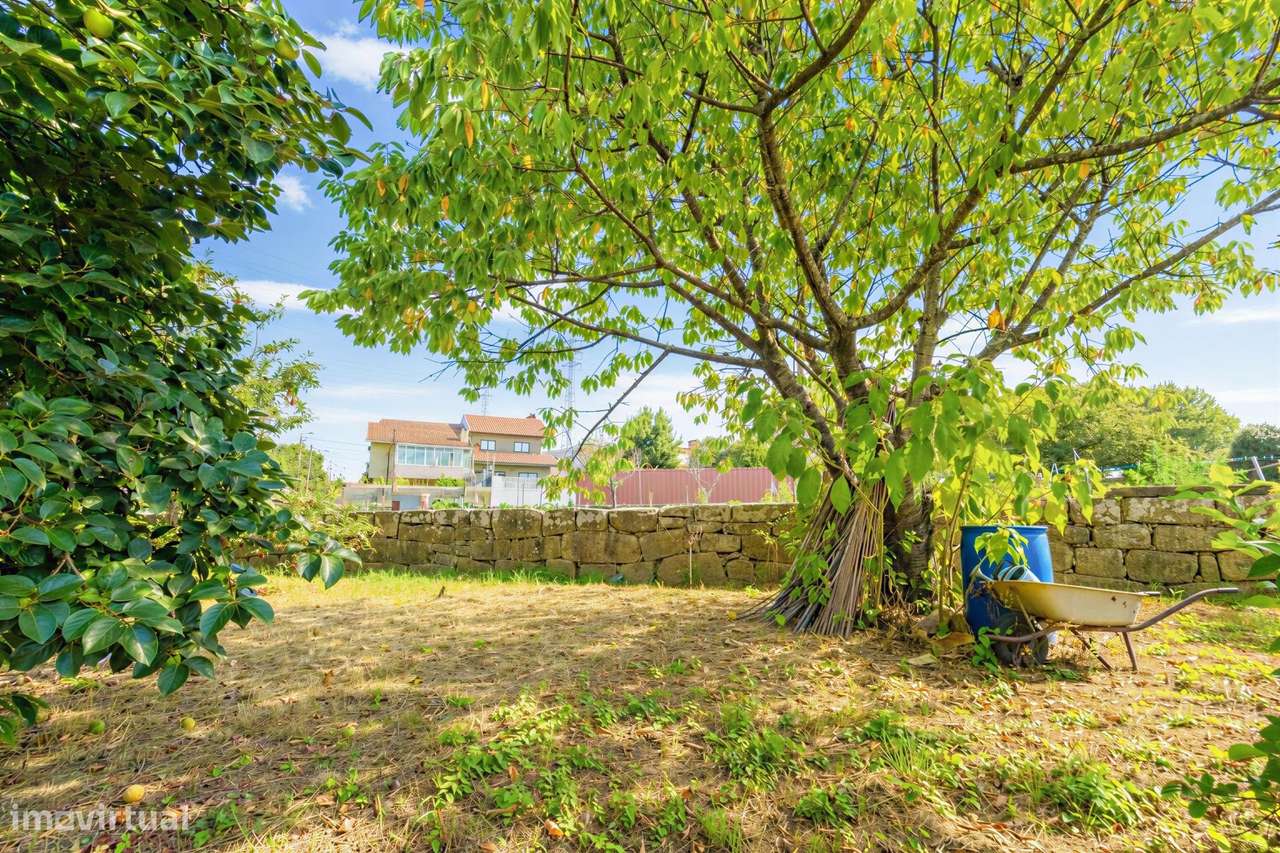 Casa Bifamiliar na Senhora da Hora | 185 m2 | Terreno com Cerca de...-31
