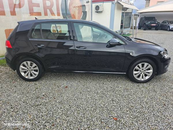 VW Golf 1.6 TDi Confortline - 4