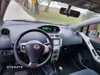 Toyota Yaris 1.3 Sol - 5