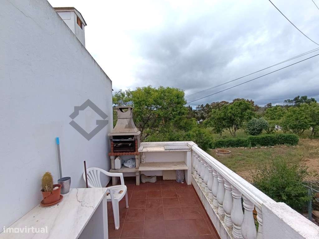 Moradia T3 com amplo terreno a 1,5 km da praia, Vila do Bispo-21